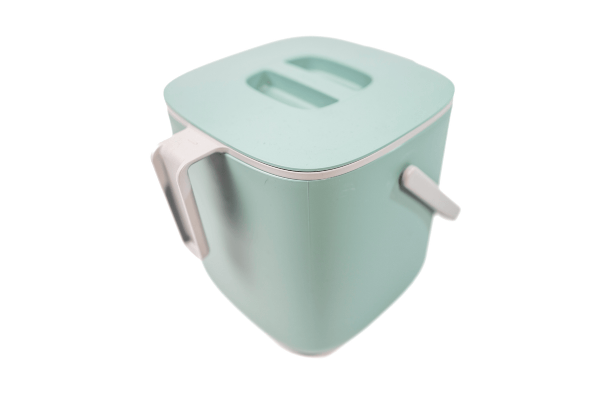 Kitchen Compost Bin