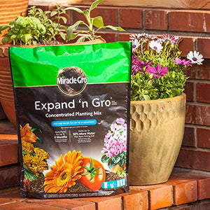 Miracle-Gro Expand 'n Gro Concentrated Planting Mix 0.33 Cu Ft